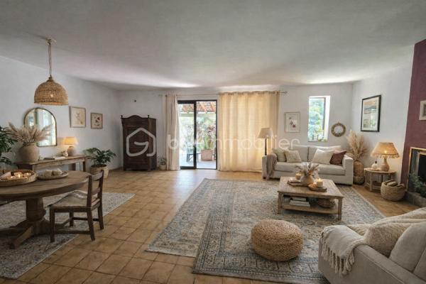 GAREOULT: MAISON DE PLAIN-PIED DE 90 M2
Située dans un cadre campagne recherché sur la commune de Garéoult, cette maison de plain-pied des années 80 offre un fort potentiel.
 Implantée sur un terrain plat et arboré d’environ 1 650 m², elle bénéficie d’un environnement calme tout en étant à proximité immédiate des commerces et du centre du village.

D’une surface d’environ 90 m² habitables, elle se compose de :
 Une entrée avec placard et WC indépendant
 Un salon-séjour avec cheminée, ouvrant directement sur une terrasse et le jardin
 Une cuisine indépendante
 Un coin nuit avec 2 chambres et une salle d’eau
 Un grand garage attenant
 Une buanderie

 Des travaux sont à prévoir : remise au goût du jour, modernisation générale de l’intérieur et terrain à paysager. 
Un projet idéal pour les amateurs de rénovation ou les investisseurs souhaitant valoriser un bien dans un secteur recherché.
EN ANNONCE, PRESENTATION DE PHOTOS AVANT/APRES POUR VOUS AIDER A VOUS PROJETER.

Le terrain, plat et piscinable, permet d’imaginer de beaux aménagements extérieurs (jardin, terrasse, piscine...).

 Les atouts :
Belle superficie de terrain (env. 1 650 m²)
Environnement campagne calme
Proche commerces et services
Maison à fort potentiel
Garage et buanderie

À découvrir rapidement – Maison à fort potentiel après travaux !