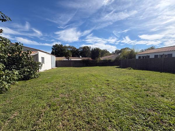 Vente terrain Challans : 107 900 € - AJP Immobilier Challans