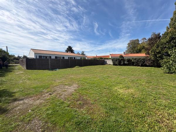 Vente terrain Challans : 107 900 € - AJP Immobilier Challans