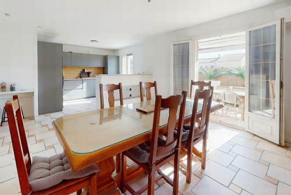 Pennes-Mirabeau (13170) MAISON T4 100 m2 plein pieds