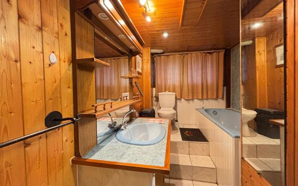 Maison à vendre    5 pièces • 92,84 m2 Saint-Béron