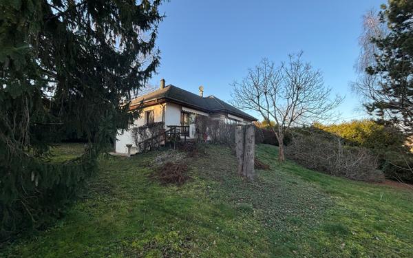 Maison à vendre    5 pièces • 92,84 m2 Saint-Béron