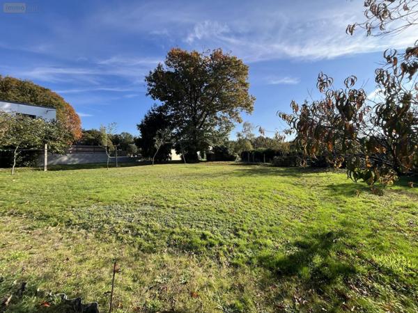 Terrain à Batir à vendre à Ploërmel dans le Morbihan (56800), ref : VT143-56044