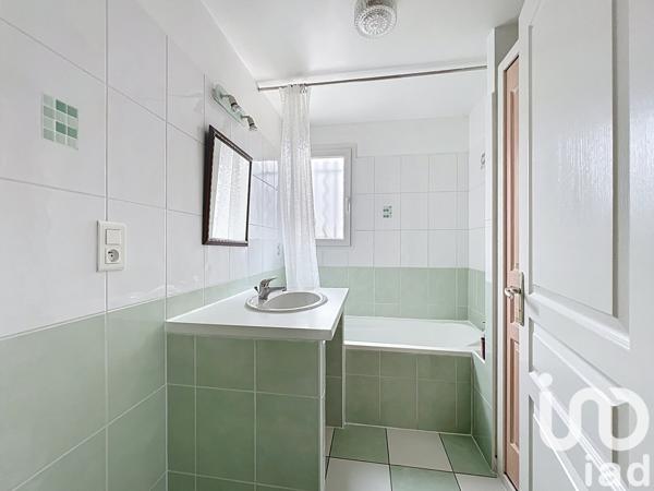 House for sale 8 rooms 166 m² La Cavalerie