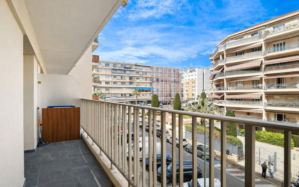Appartement à vendre    3 pièces • 70,69 m2 Cannes