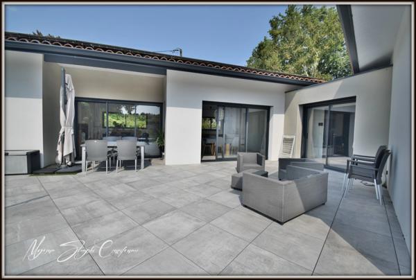 Maison d'architecte à vendre 6 pièces  (40) de 168 m² avec appartement indépendant
