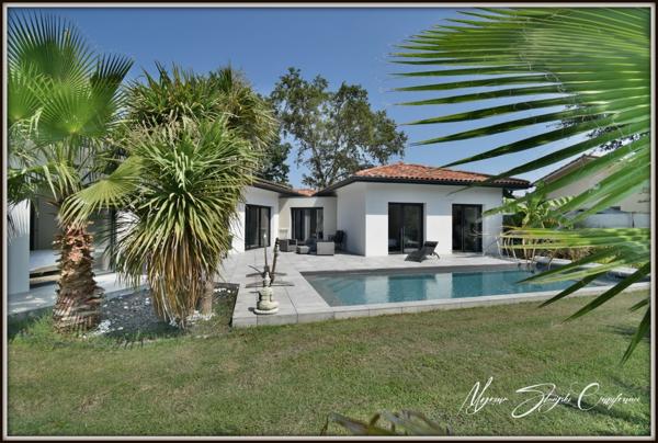 Maison d'architecte à vendre 6 pièces  (40) de 168 m² avec appartement indépendant