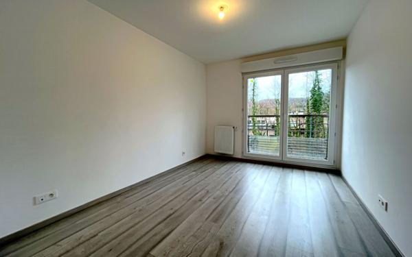Appartement à vendre    3 pièces • 63 m2 Bures-sur-Yvette