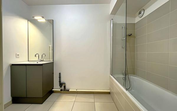 Appartement à vendre    3 pièces • 63 m2 Bures-sur-Yvette