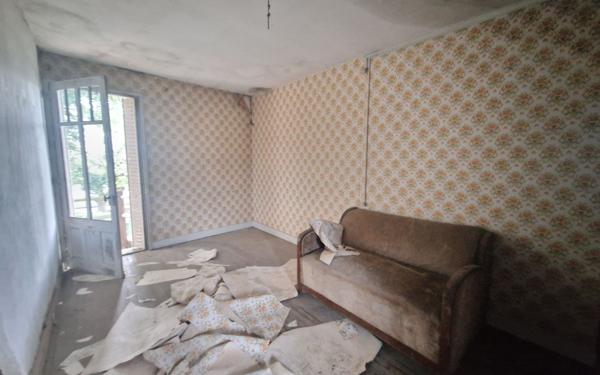 Maison à vendre    5 pièces •  Lye