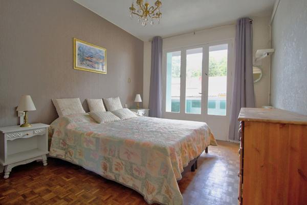 AGEN CENTRE - Appartement T3 de 68 m² avec garage et balcon quartier calme.