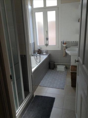 Location                                                      Maison
                        
                     7 pièces                      166 m2                     à Saint-Quentin