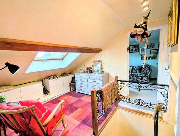 Secteur Cormicy : propriété 6 chambres - studio - granges - piscine couverte