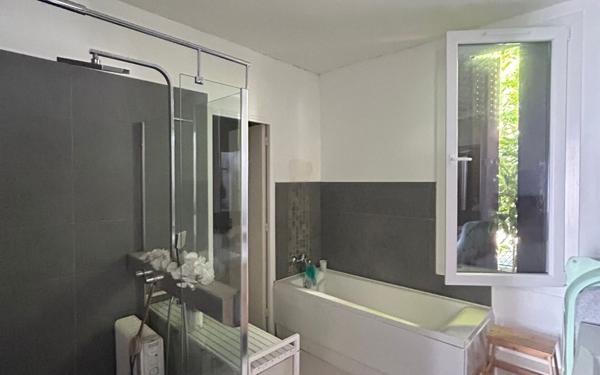 Maison à vendre    4 pièces • 76,32 m2 Les Pavillons-sous-Bois