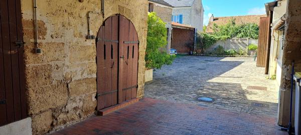 Ferme Charmante à Cergy  village avec 4 Chambres