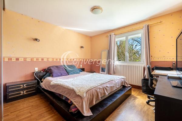 Maison
                                                                                                                                                                                                                                                                                                                        5 pièce(s)                                                                                                                                                                                                          3 chambre(s)                                                                                                                                                                                                          157  m²