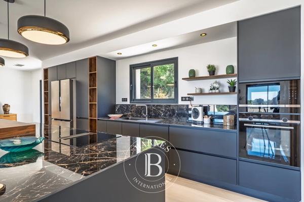 L'Île-Rousse, Villa 3 Chambres -  220 m² à vendre