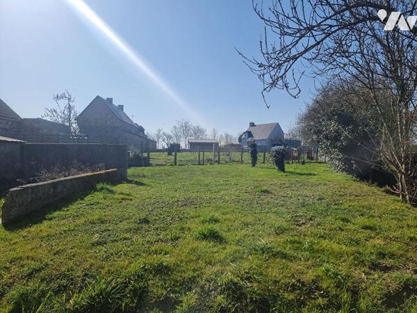 Bâtiment en pierre - PRECEY