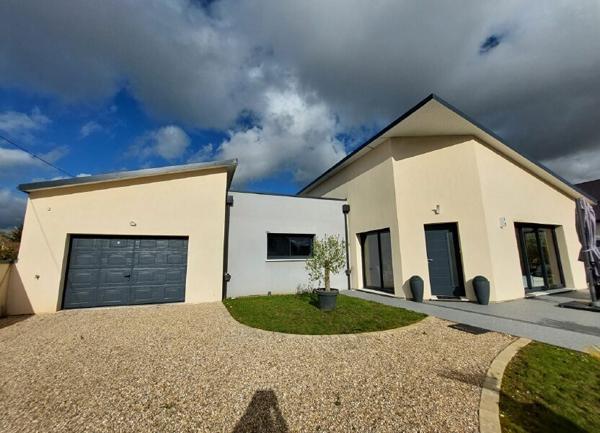 Maison à vendre    4 pièces •  Conches-en-Ouche