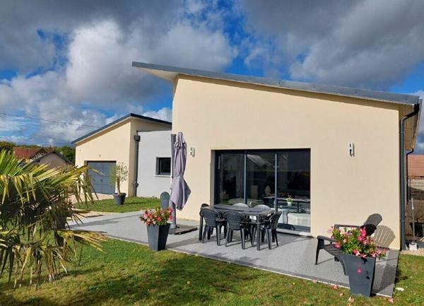 Maison à vendre    4 pièces •  Conches-en-Ouche