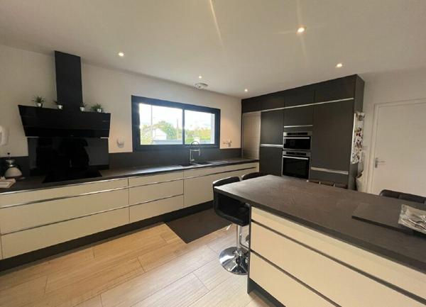 Maison à vendre    4 pièces •  Conches-en-Ouche