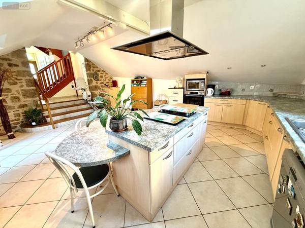 Maison à vendre à Saint-Malo en Ille-et-Vilaine (35400), ref : 35144/354   
COURTOISVILLE