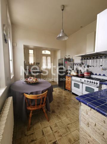 DEMEURE DE PRESTIGE - TERGNIER - 12 PIECES - 6 CHAMBRES - ENSEMBLE DE 350 m2 - TERRAIN 2492 M² - PROXIMITE GARE