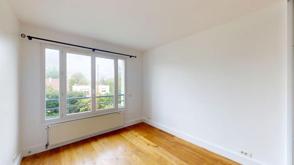 Appartement Chatenay Malabry 4 pièce(s) 86.06 m2 - RER B - Centre-Ville - Parc de Sceaux - Arboretum - Calme