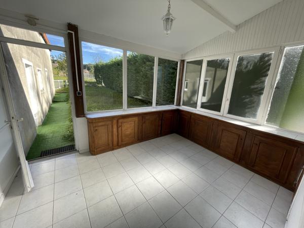MAISON 2 CHAMBRES AVEC GARAGE