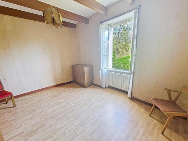 Maison 108 m2 terrain  4650m² dont terrain constructible de 1000m²