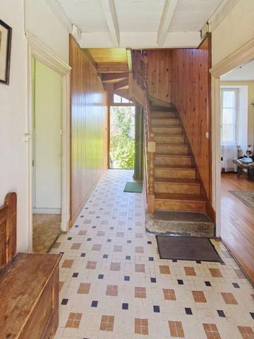 Maison 108 m2 terrain  4650m² dont terrain constructible de 1000m²