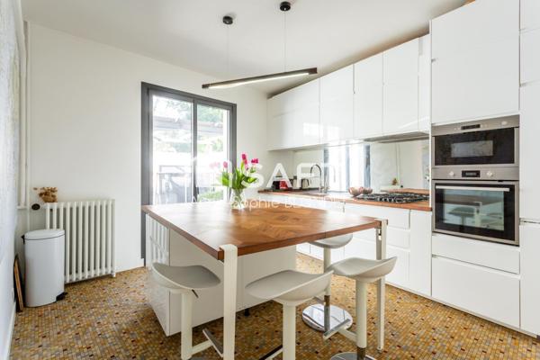 LE BOUSCAT Parc MARCEAU Maison 4/5 chambres, piscine, garage et cave