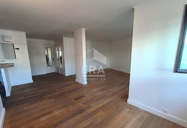 Appartement Paris 4 pièce(s) 85.58 m2