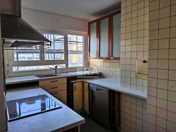 Appartement Paris 4 pièce(s) 85.58 m2