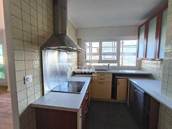 Appartement Paris 4 pièce(s) 85.58 m2