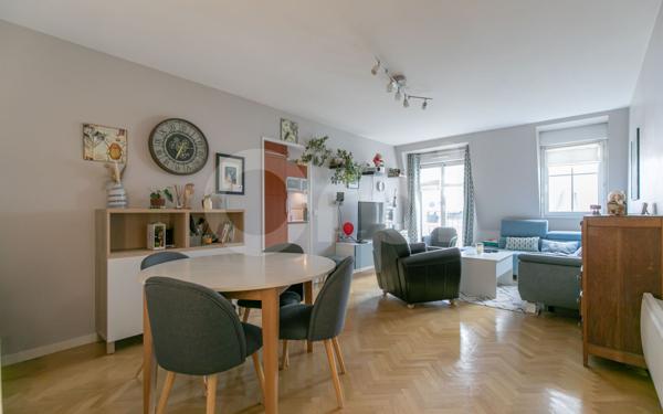 Appartement à vendre    3 pièces •  Le Plessis-Trévise