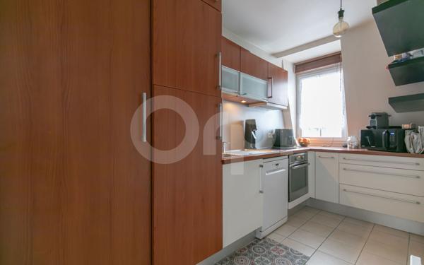 Appartement à vendre    3 pièces •  Le Plessis-Trévise