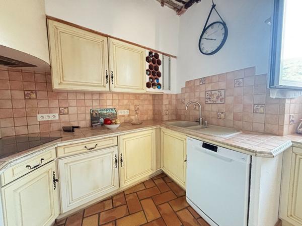 Maison de village 4 pièces ? 86 m² + Appartement T2 de 45 m² ? Alleins (13980)