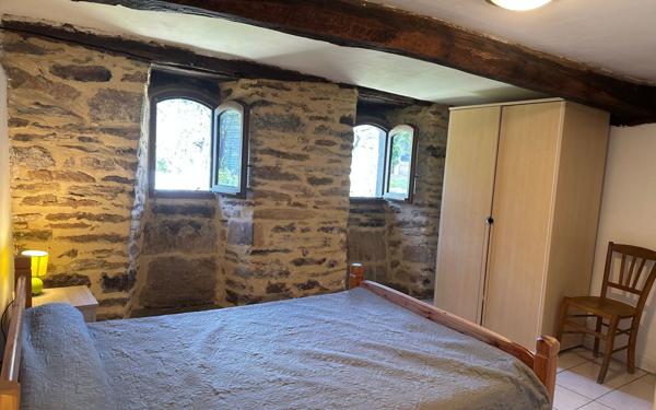 Maison à louer    5 pièces • 111,50 m2 Saint-André-Lachamp