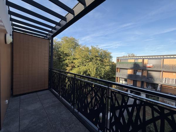 STUDIO MEUBLÉ DE 25m2 - RÉSIDENCE RÉCENTE - PARKING EN SOUS SOL