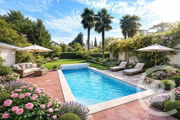 Maison à vendre  5 pièces - 145 m 2   PAU  - 64