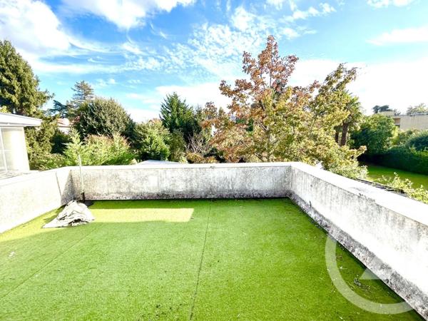 Maison à vendre  5 pièces - 145 m 2   PAU  - 64