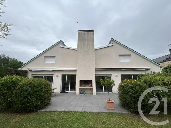 Maison à vendre  5 pièces - 145 m 2   PAU  - 64
