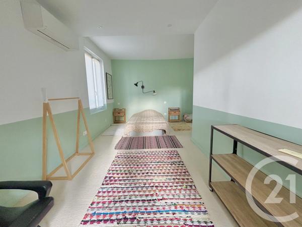Maison à vendre  5 pièces - 145 m 2   PAU  - 64