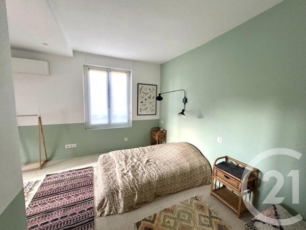 Maison à vendre  5 pièces - 145 m 2   PAU  - 64