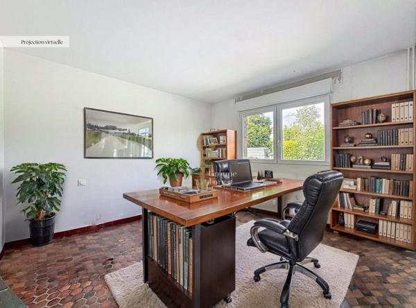 Maison mitoyenne 1 côté Marcq-en-Baroeul 204 m²