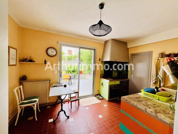 Vente                                                      Maison
                        
                     6 pièces                      150 m2                     à Béziers