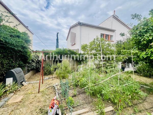 Vente                                                      Maison
                        
                     6 pièces                      150 m2                     à Béziers