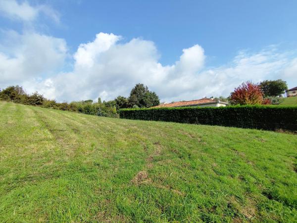 Terrain à bâtir 1634 m²