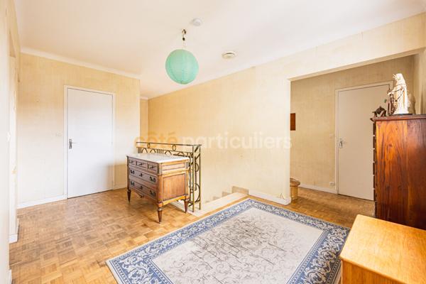 Vente
                Maison205 m² - 9 Pièces -
                    NANTES (44300)